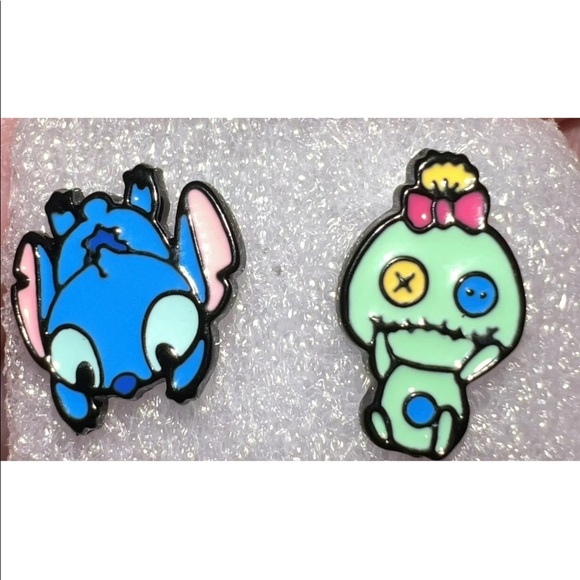 $3 Stitch enamel stud earrings $3 if bundled - Picture 2 of 16